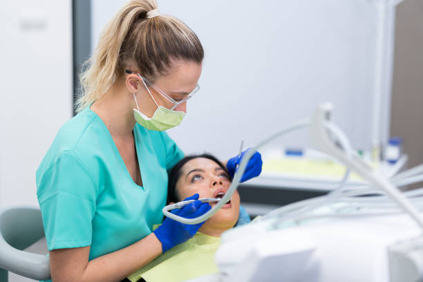 Best Emergency Denture Repair in New Holstein, WI